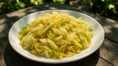 Cabbage Stir-Fry Mia